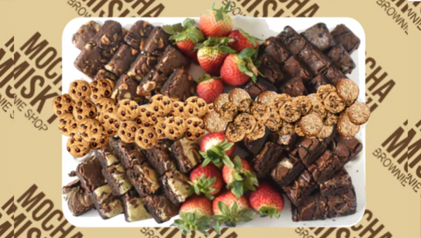 Misk'i Brownie Platter - Brownies, Fruits & Cookies